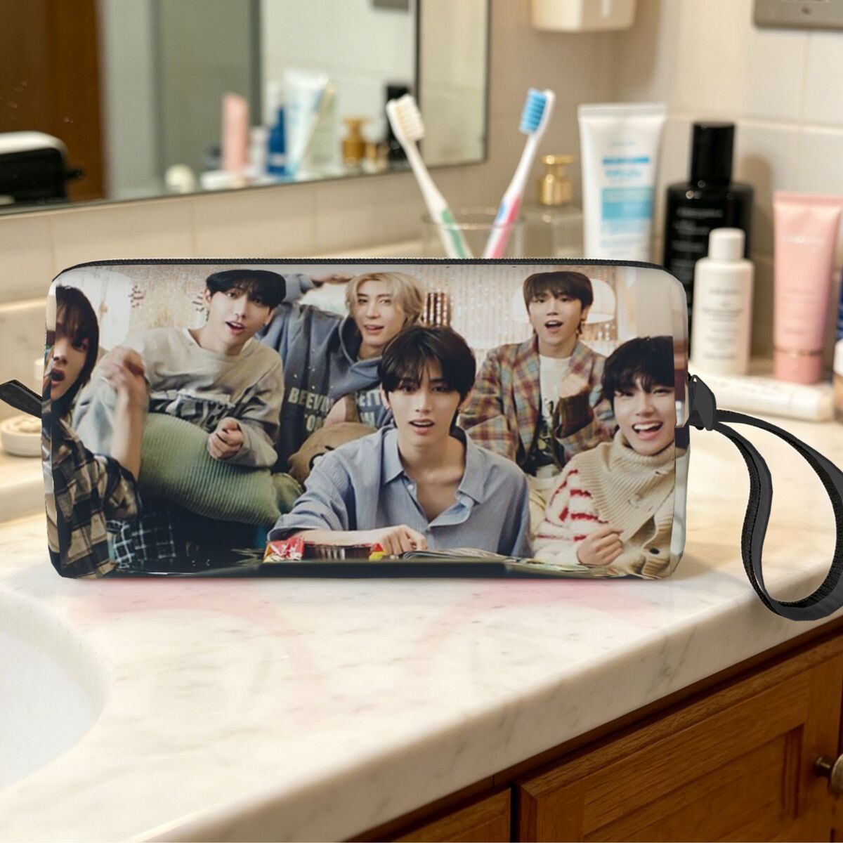 Boy Next Door KPOP Makeup Bag  - огляд і ціна Women Bags Next