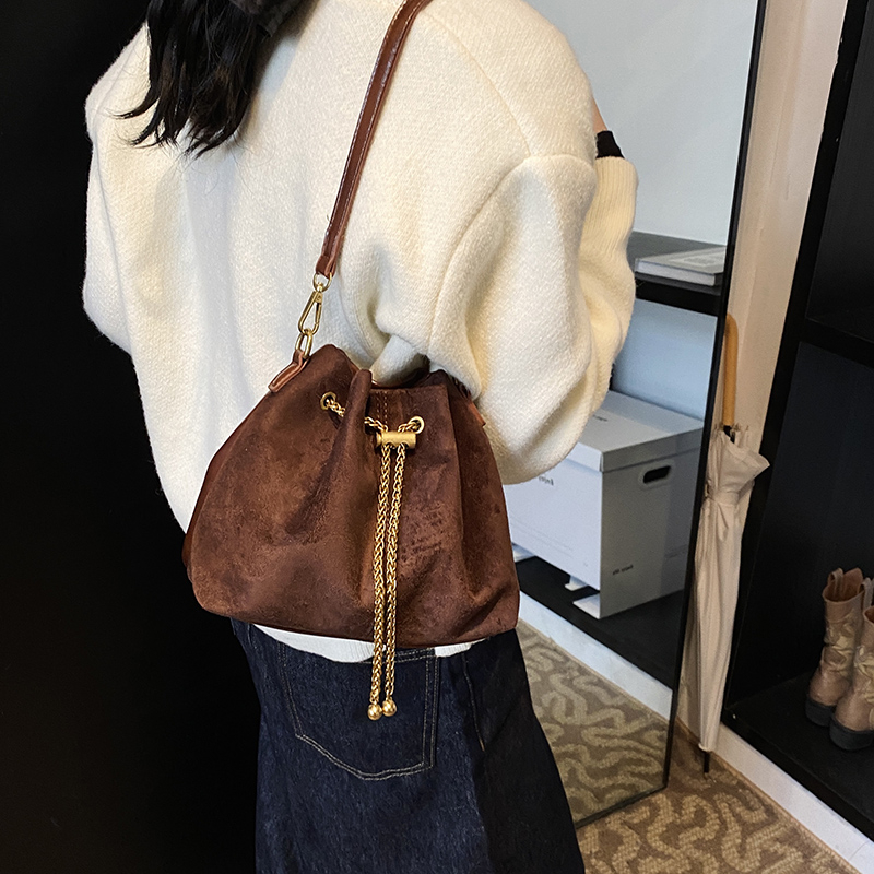Soft Commuting Crossbody Bags  - огляд і ціна Women Hand Bags Sale