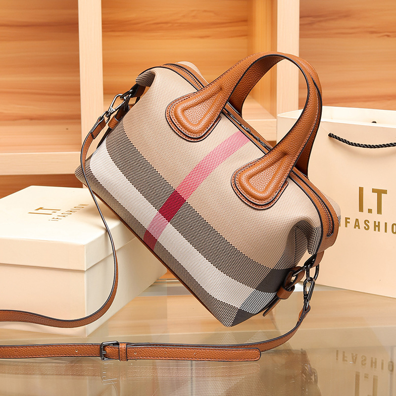 Luxury Brand Leather Handbag F - огляд і ціна Women Bags Popular Brands