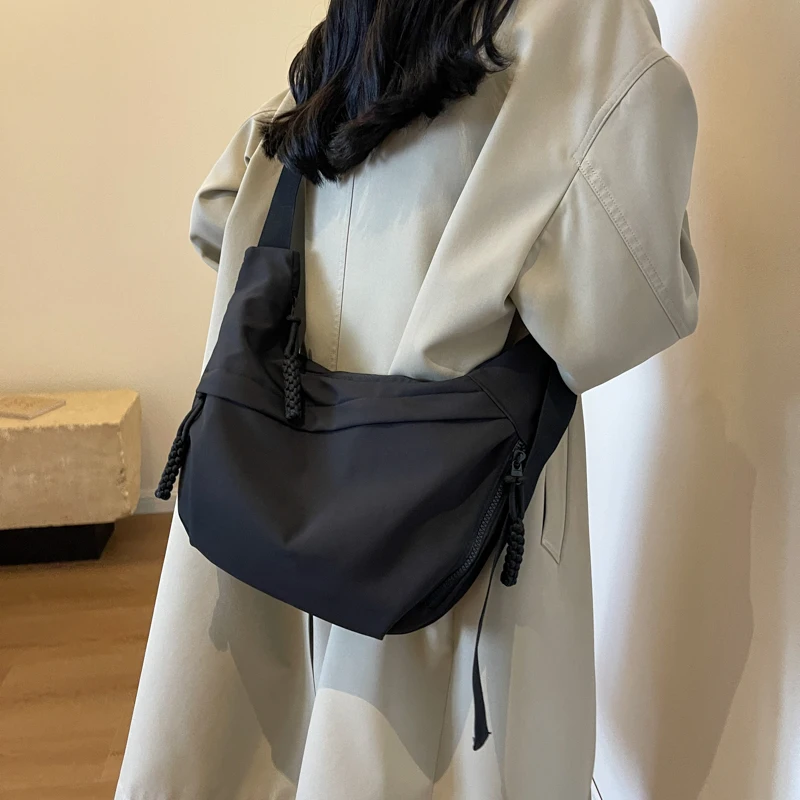 New Fashion Trend Designer Bra - огляд і ціна Women Bags Popular Brands