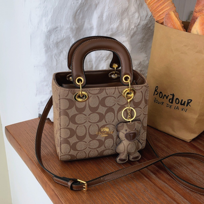 Luxury Women Bag 2026 New Vint - огляд і ціна Women'S Bags At M&S