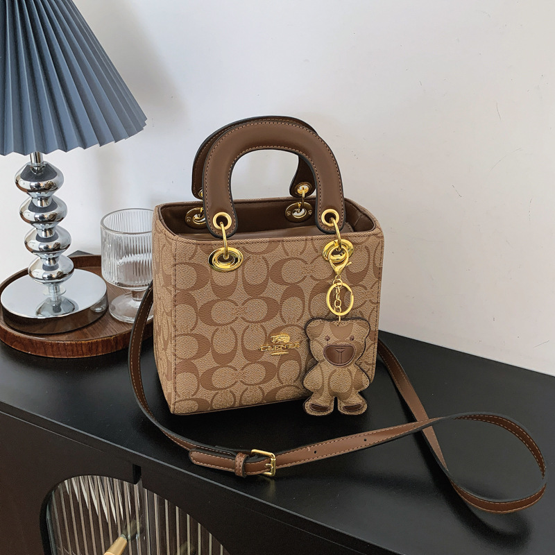 Luxury Women Bag 2026 New Vint - огляд і ціна Women'S Bags At M&S