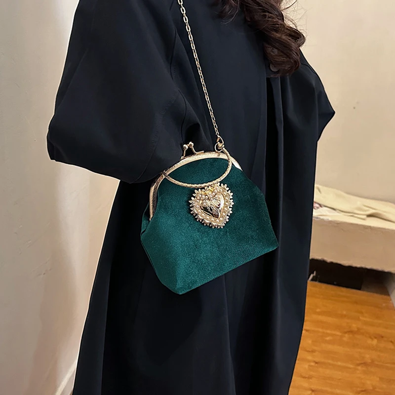 Chains Velvet Frame Heart Dinn - огляд і ціна Women Hand Bags Sale