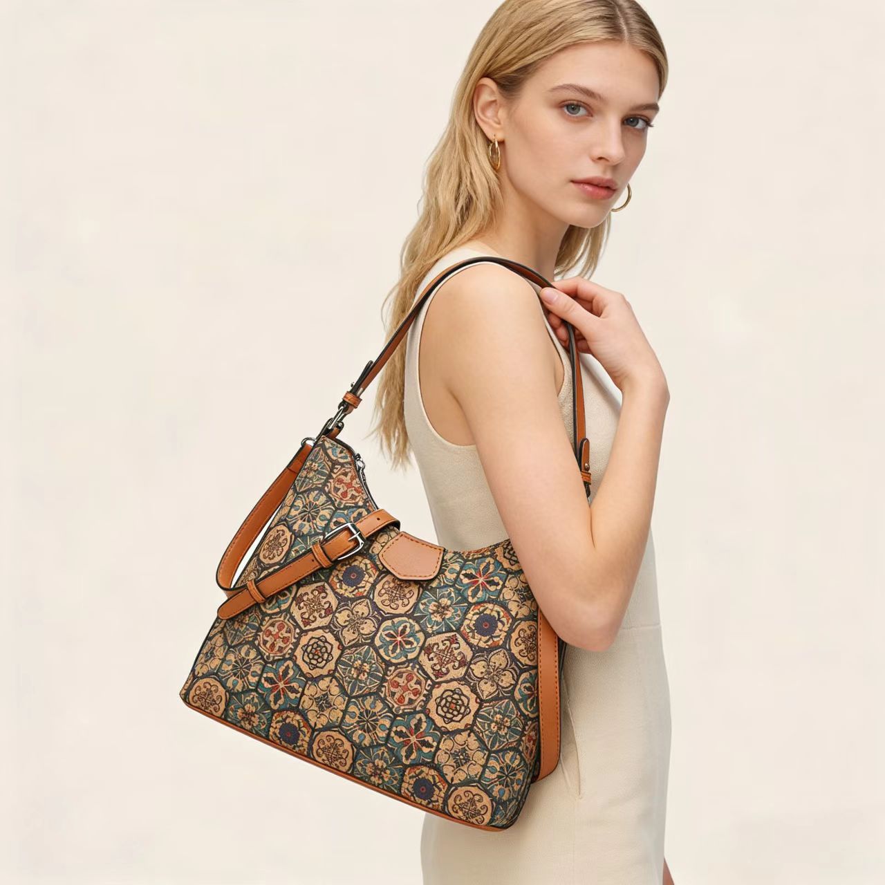 Retro Multielement Print Ethni - огляд і ціна Women'S Kipling Bags